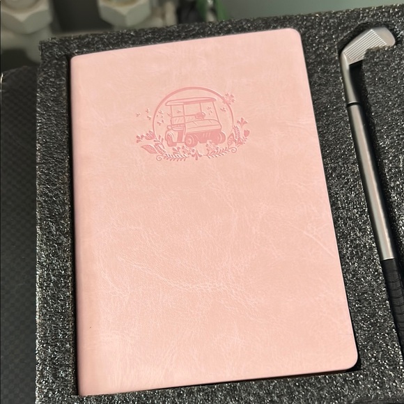 Pink Golf Accessory gift Set - Picture 2 of 12